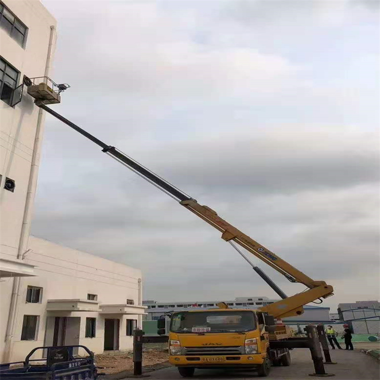 净潭乡哪里有小型吊车出租的